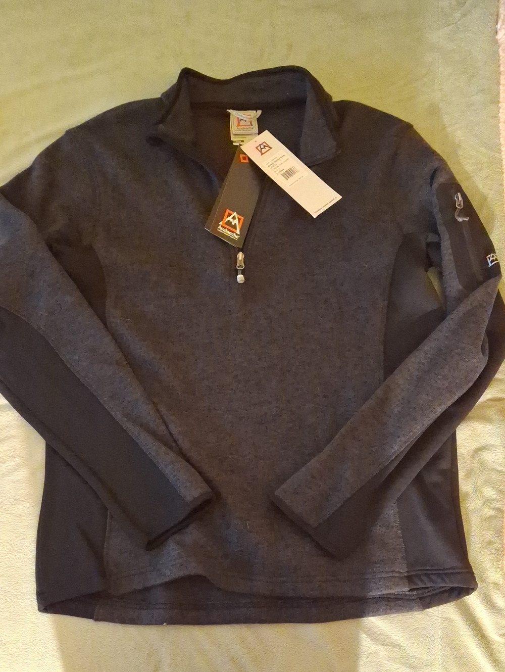Avalanche Men's Charcoal Quarter-Zip Pullover Sweater